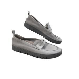 VIONIC Uptown Suede Loafer Sz 8.5 Gray Comfort Stylish Office City Chic Classic